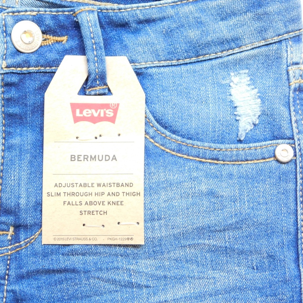 Levi's Girls Distressed Denim Bermuda Jean Shorts Cuffed 8 10 12 NWT - Picture 2 of 7